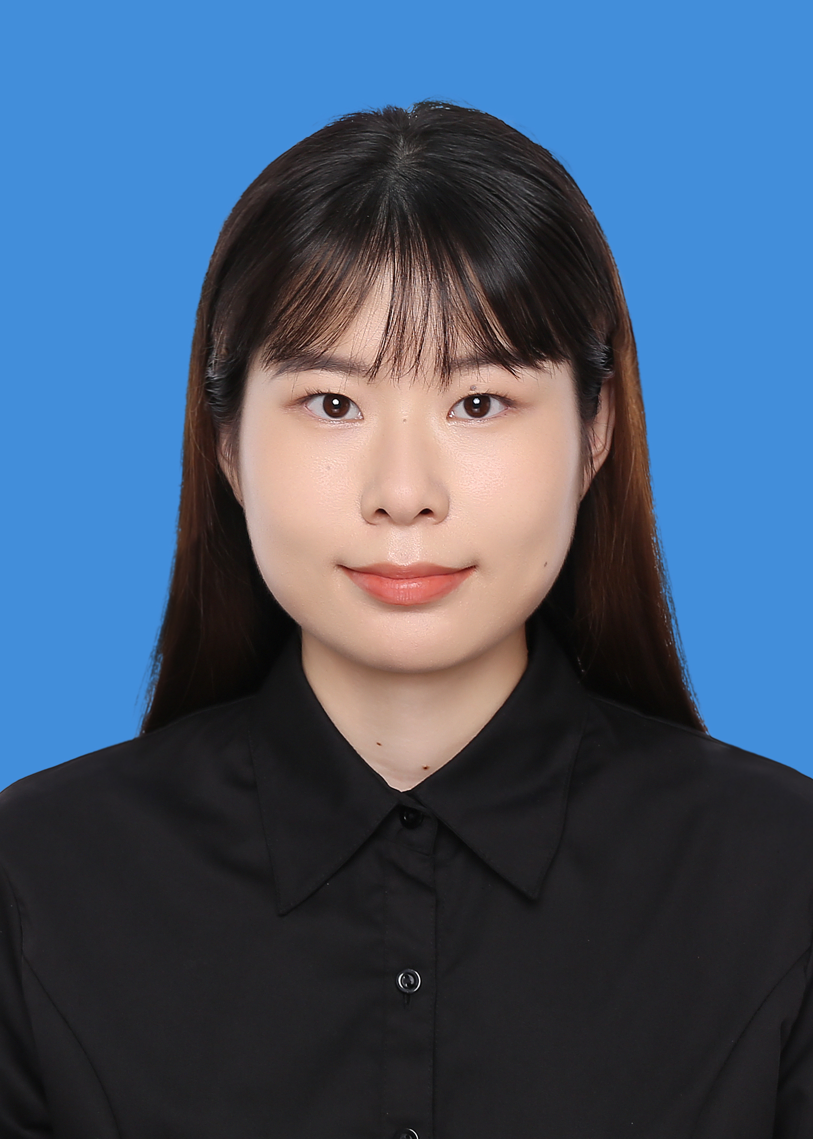 郝瑞婷证件照.jpg 郝瑞婷证件照.jpg